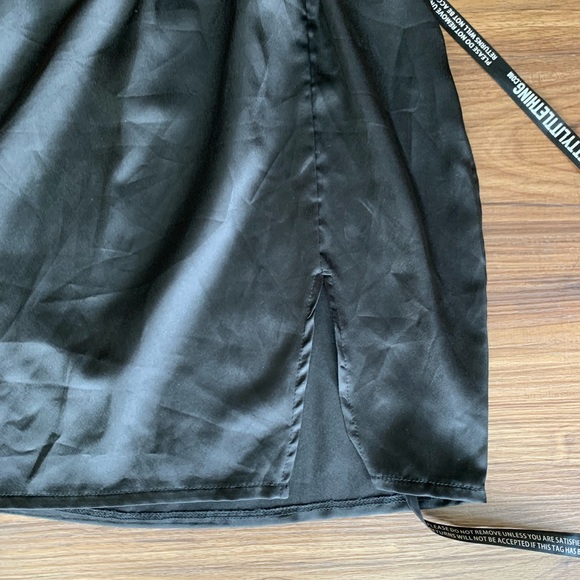 NWT Sexy Black Dress - Picture 4 of 6